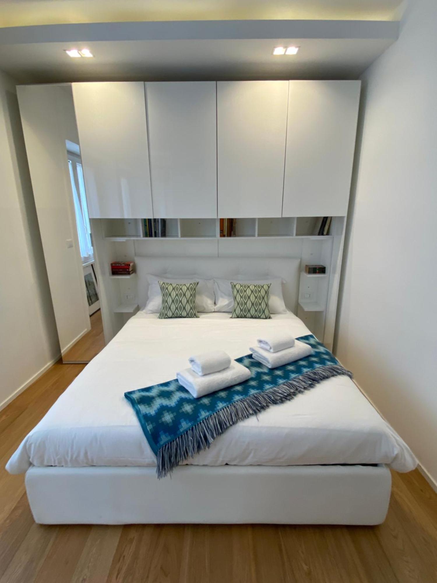 Gramsci 2 - Cozy Apartment Near Sempione Park! Милано Екстериор снимка
